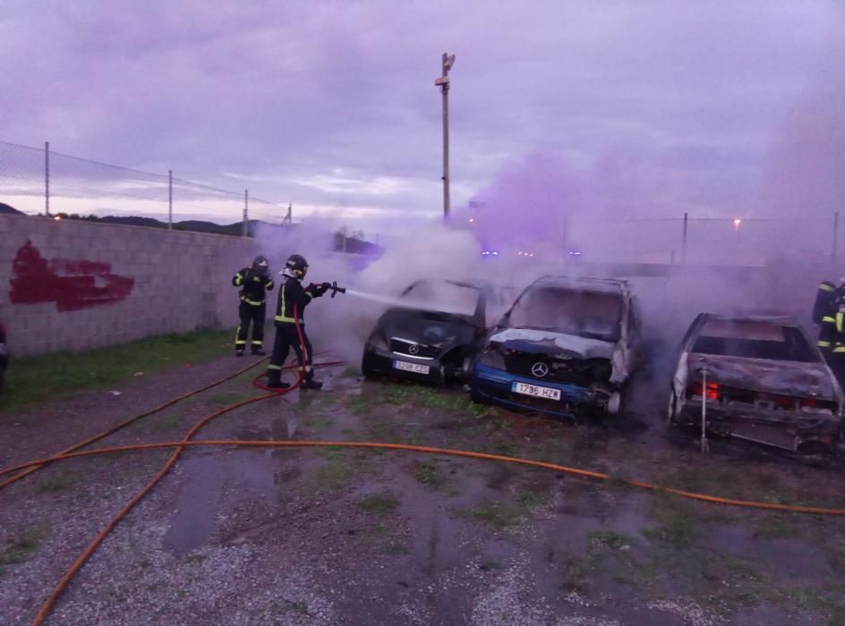 Incendio en el depósito de la Policía Local de Sant Josep