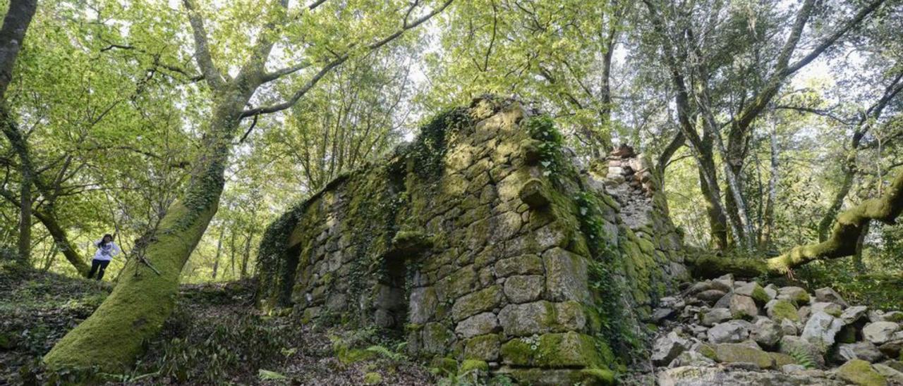 Pueblo en ruinas a cero euros en Cortegada