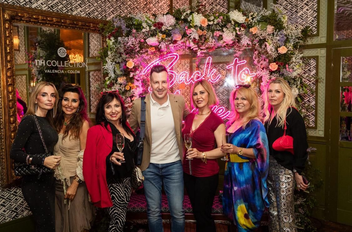 Alicia Esteban, Eva Mengot, Pepa Fernández, Cristian Ferrer, Inmaculada Monedero Sena, Blanca Polo y Claudia Cayres.