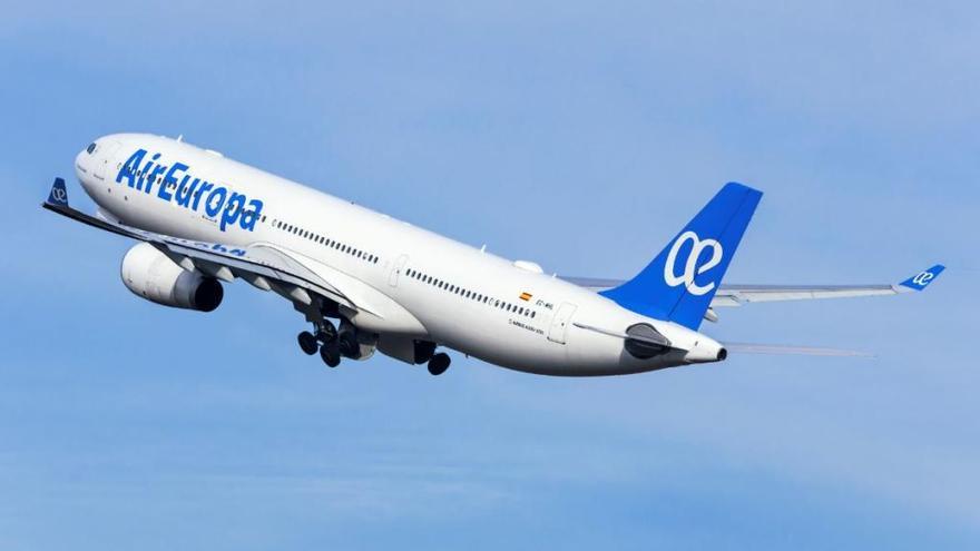 Air Europa bietet an den Feiertagen zwischen dem 22. Dezember und 6. Januar 2019 zusätzlich 15.500 Plätze für Flüge aufs Festland und den Kanaren an.