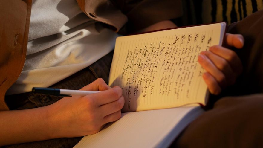 Los alumnos del IES La Azucarera de Zaragoza &#039;endulzan&#039; las horas lectivas con sus poemas