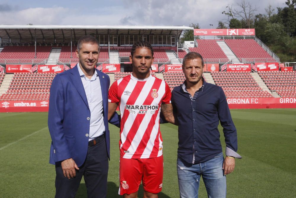 Presentació de Douglas Luiz