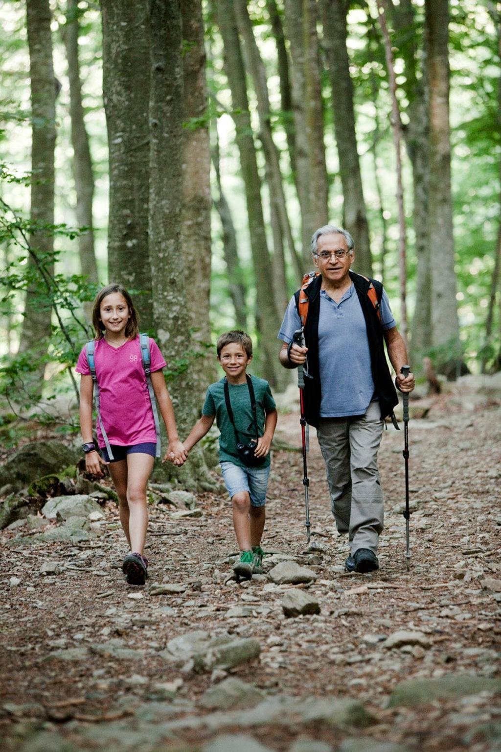 Senderismo en familia en el Parc Natural de Montseny.