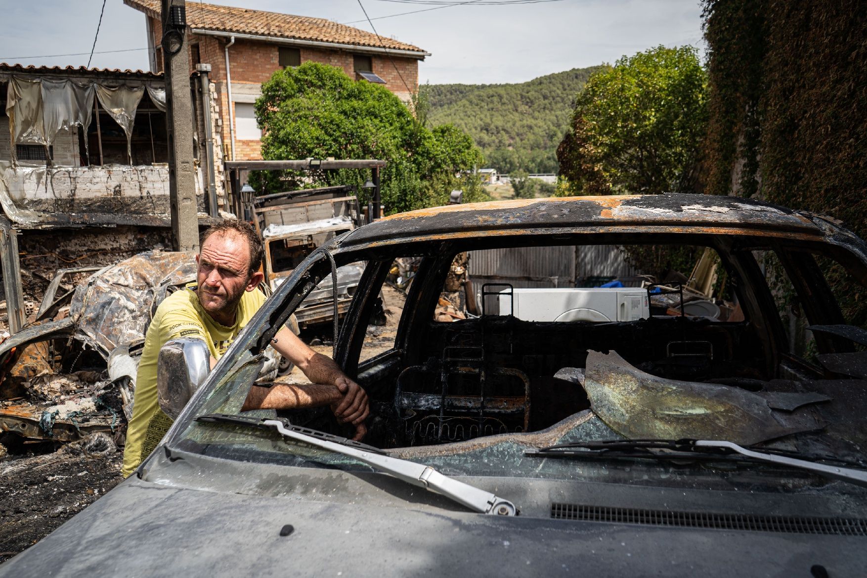 Denuncien una dona a Avinyó per calar foc als vehicles d’un familiar