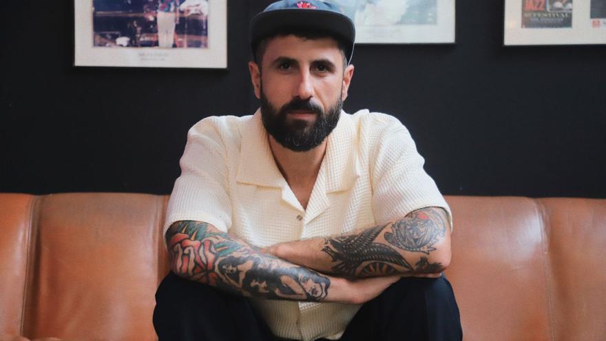 Pablo Senator, un &quot;OVNI&quot; y &quot;La mano en el fuego&quot;, la aventura musical de un llanerense con sello de Bonielles
