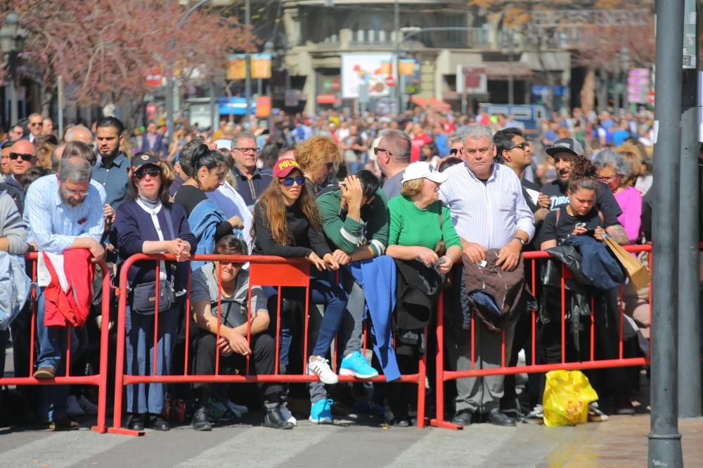 Búscate en la mascletà del 6 de marzo