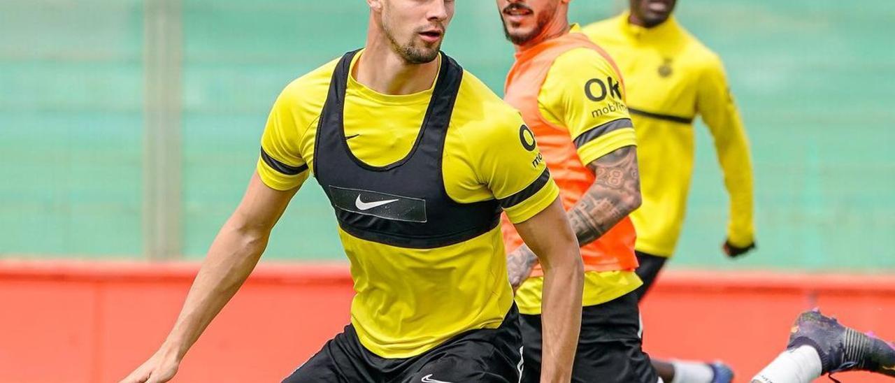 Valjent, junto a Antonio Sánchez en un entrenamiento.