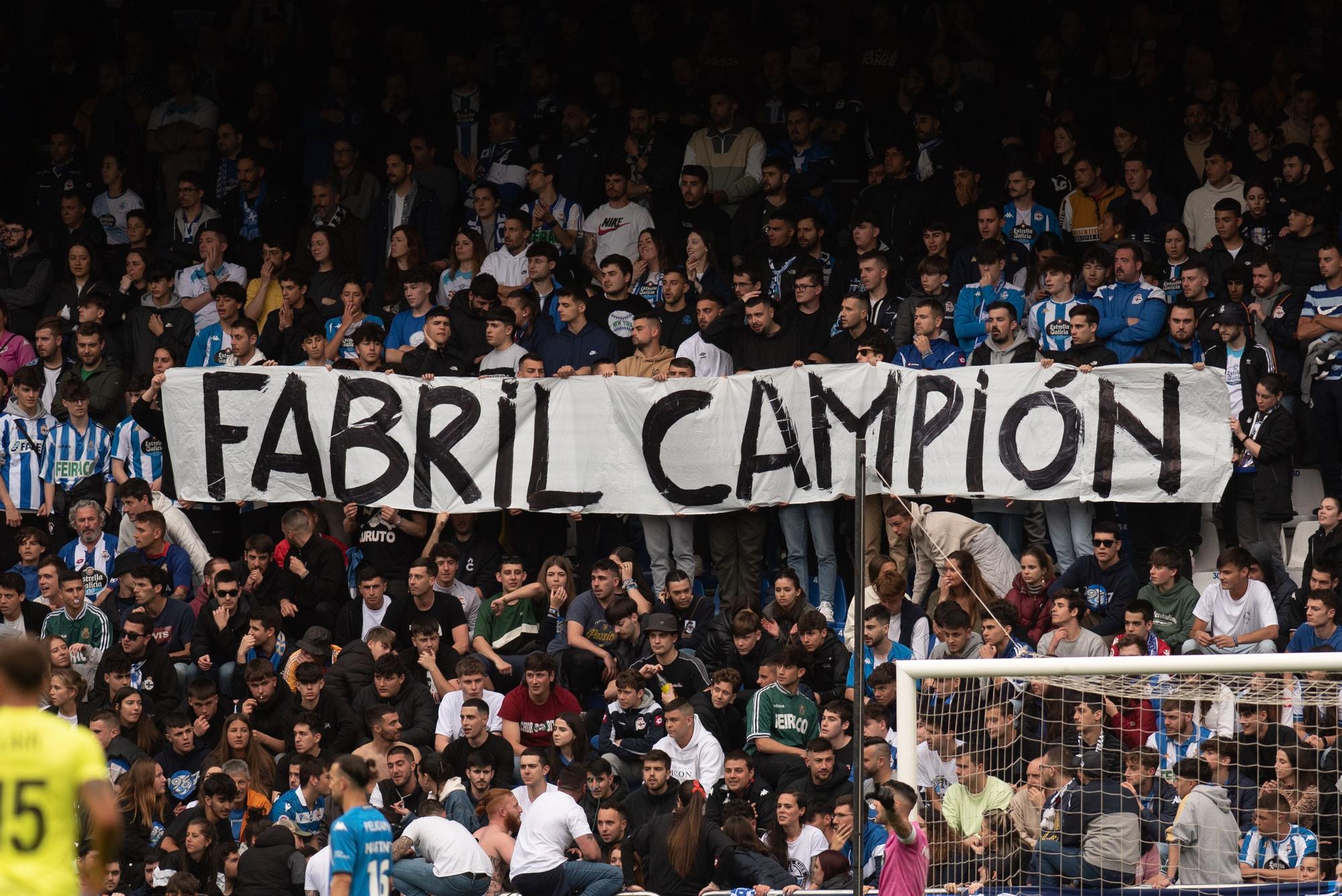 Casi 20.000 deportivistas disfrutan en Riazor con la victoria frente al Ceuta