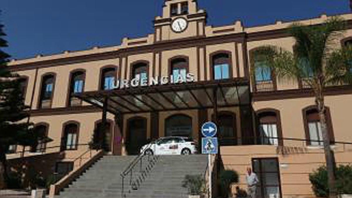 Fachada del Hospital Civil de Málaga.