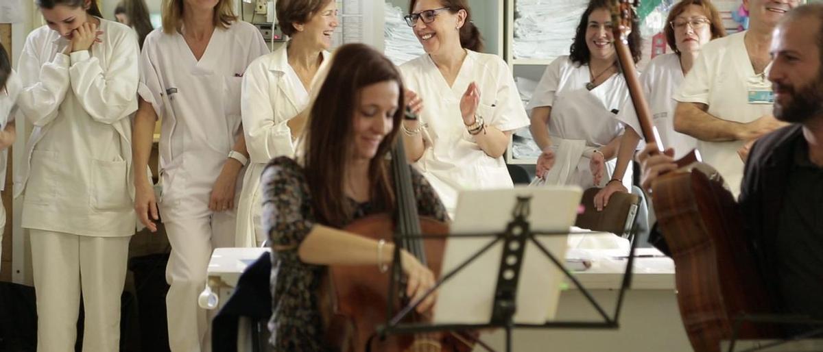 Microconcierto en un centro sanitario.