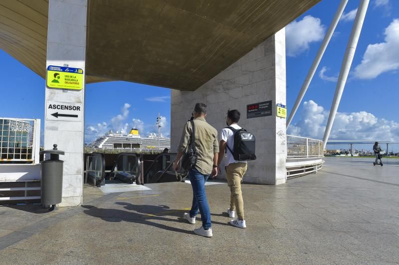 Mal estado y los baches en los accesos al intercambiador de Santa Catalina