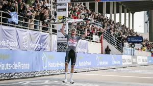 Van der Peol ganó su tercera Roubaix