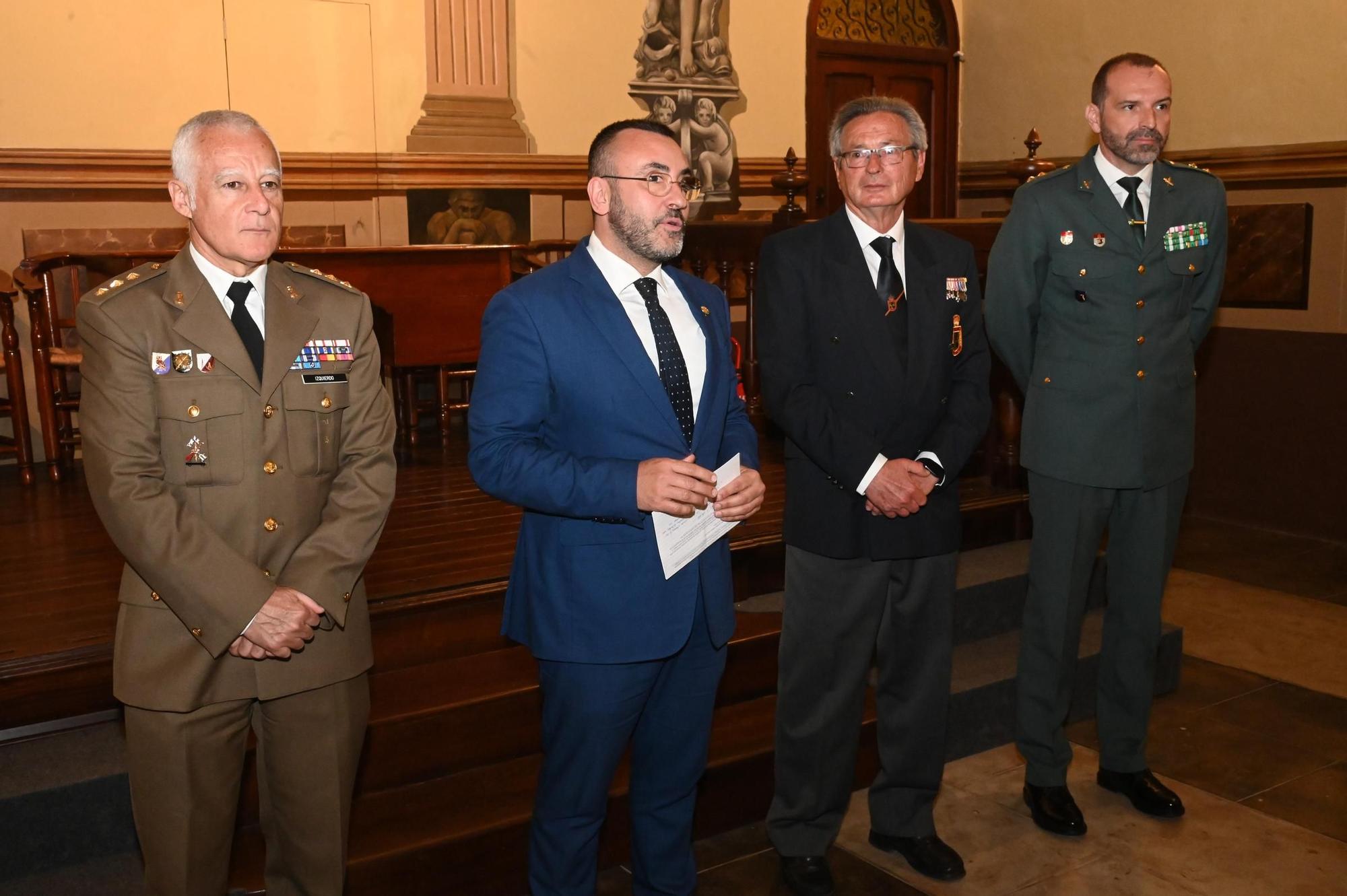 FOTOGALERÍA I La Real Hermandad de Veteranos de las Fuerzas Armadas y la Guardia Civil reconoce a voluntarios en Vila-real