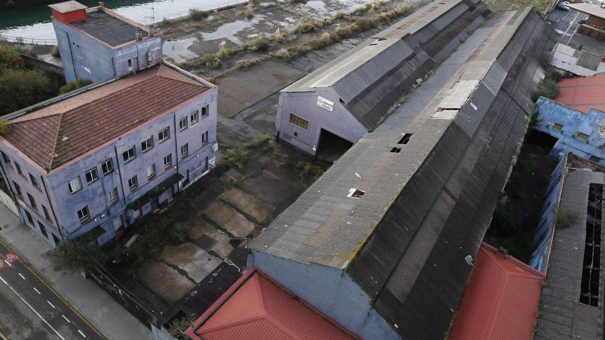 Amianto en las naves de los astilleros.