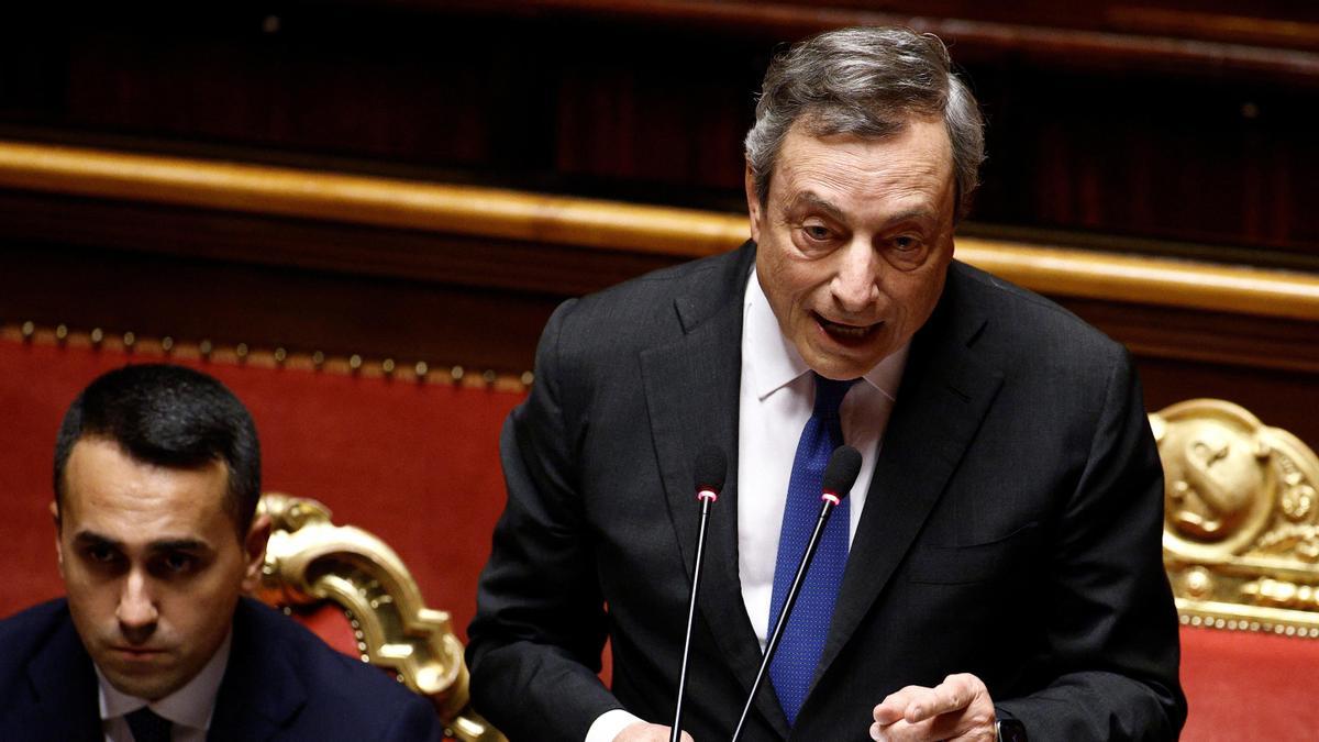 Draghi anuncia su dimisión tras perder la mayoría para gobernar.