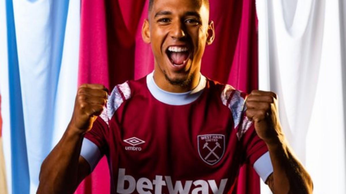 Thilo Kehrer, con la camiseta del West Ham