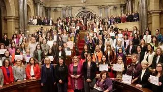 El Parlament se arremanga contra el ciberacoso a mujeres políticas, periodistas y activistas