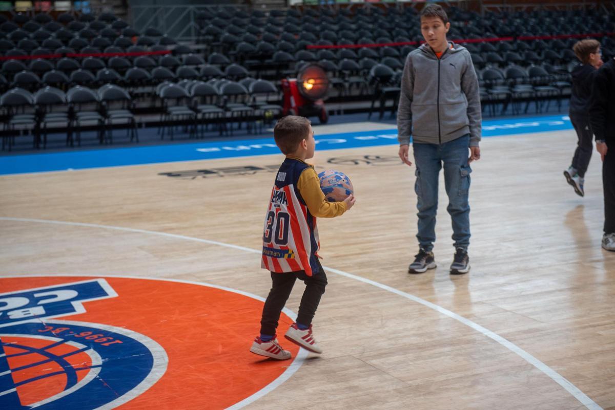 Entrenamiento de puertas abiertas del Leyma en el Coliseum