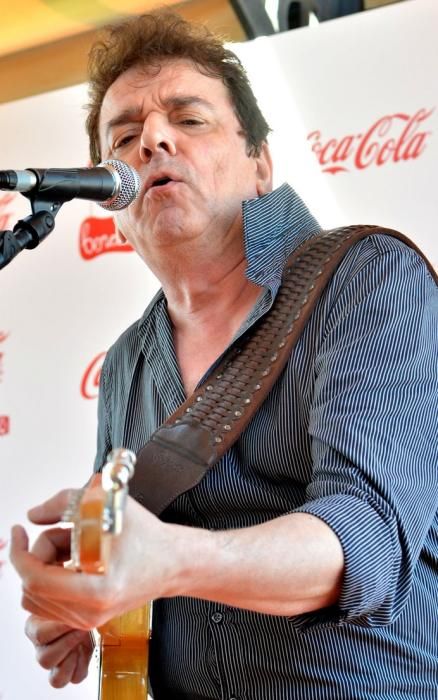 MONUMENTO BARES JAIME URRUTIA MELONERAS COCA COLA