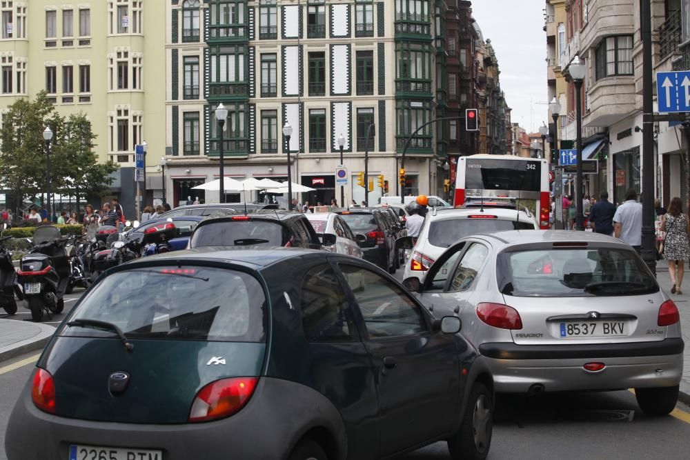 Caos por el "Día de las alas"