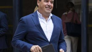 PP i Vox s’acosten per rellevar Mazón amb Pérez Llorca com a favorit