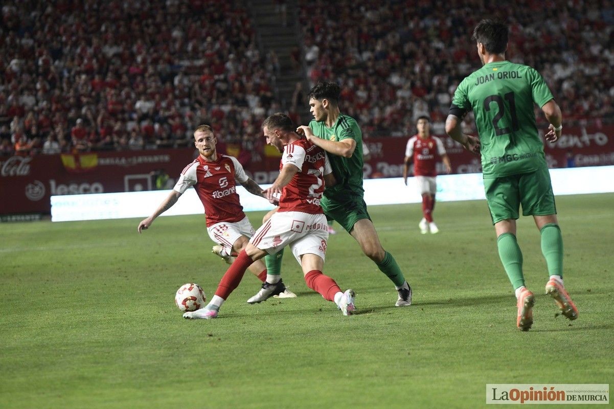 Así fue el encuentro del play off del Real Murcia y el Nástic en la lucha por el ascenso