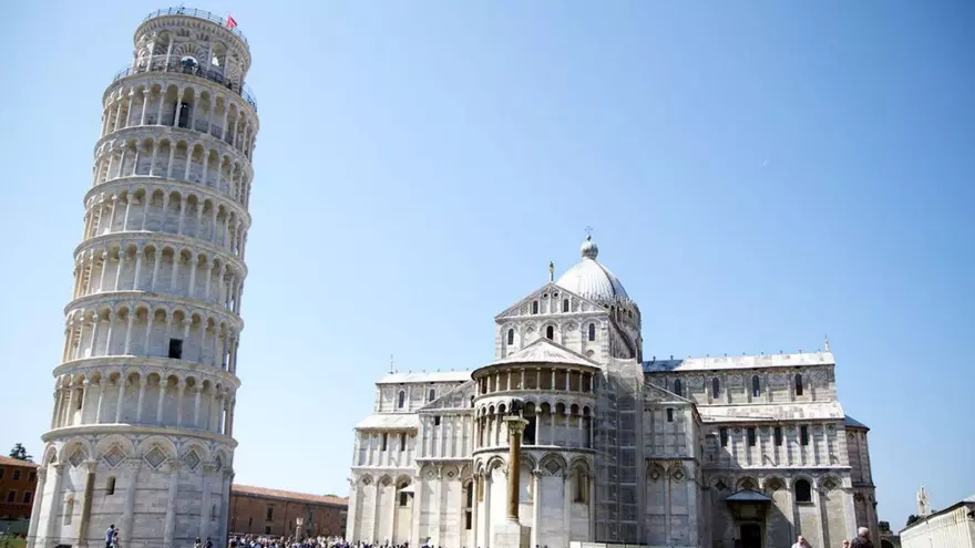 Torre de Pisa/Italia: contra la física