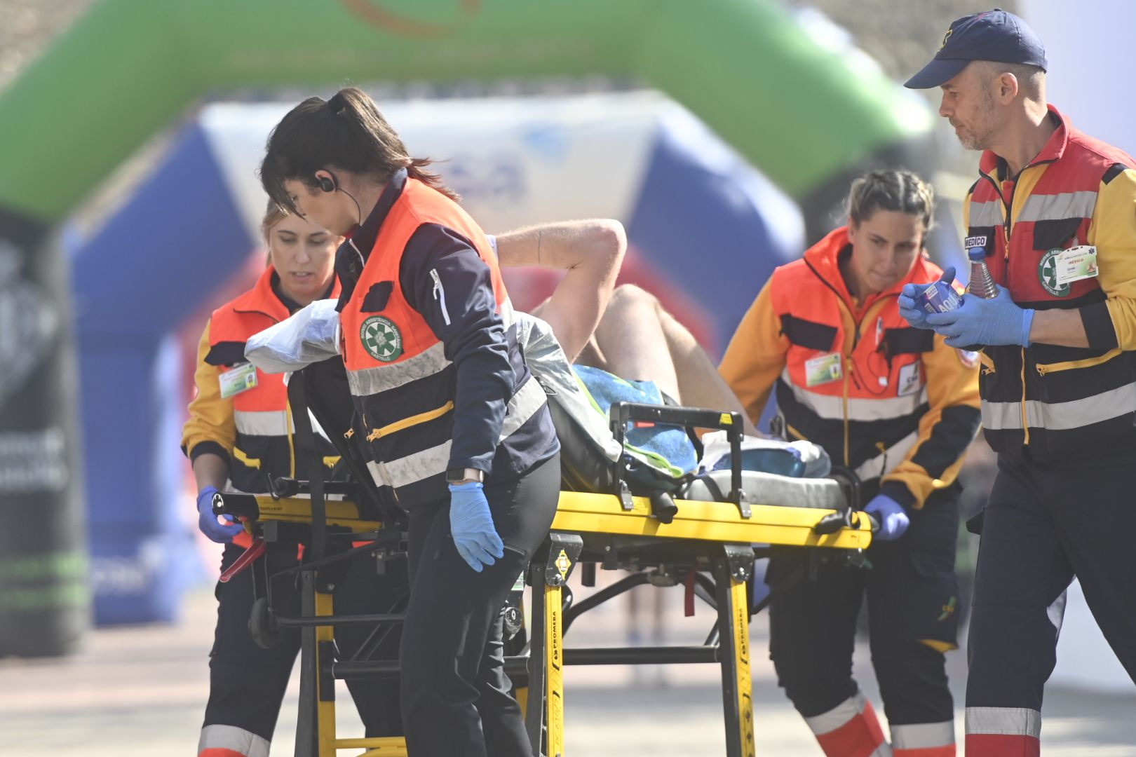 Algunas de las mejores celebraciones en meta del Marató bp Castelló