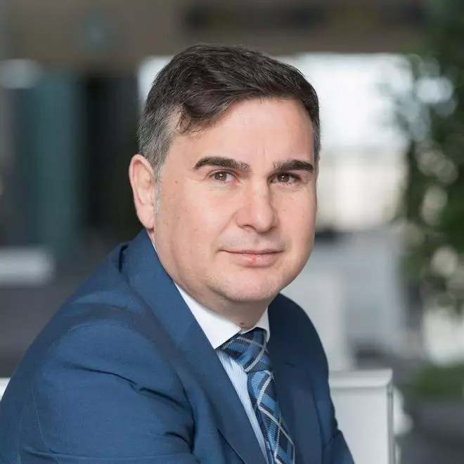 El ingeniero aeronáutico Antonio García Aparicio, nuevo director del Aeropuerto de Valencia