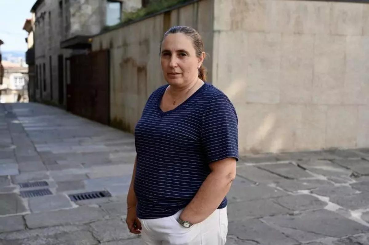 Auxiliares de ayuda en el hogar: Carmen Villar es una de ellas en Pontevedra.