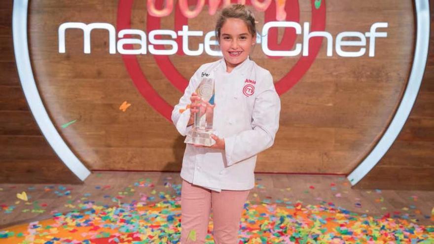 Esther gana MasterChef Junior 5.