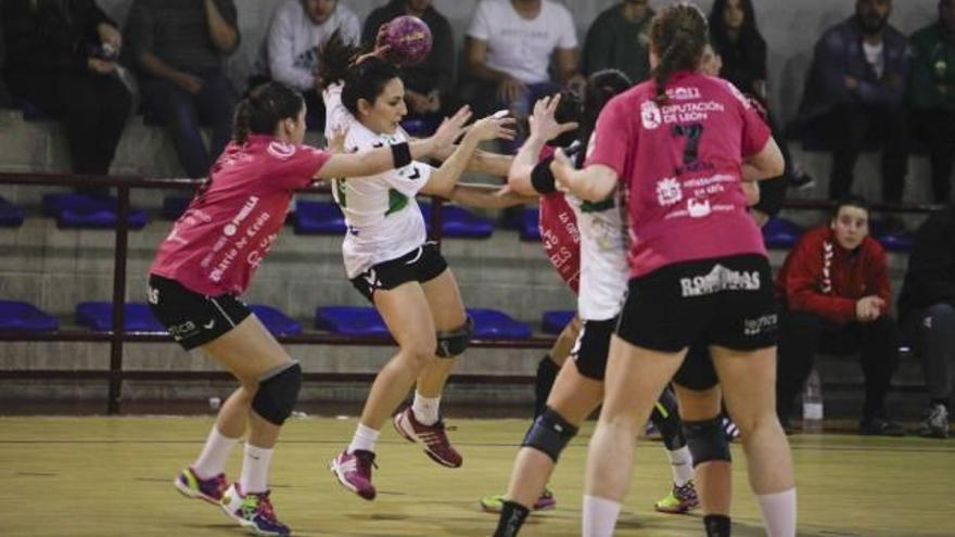 Un partido reciente del Elche Mustang.