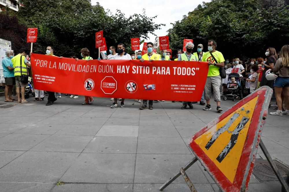 Movilización contra las peatonalización en Gijón