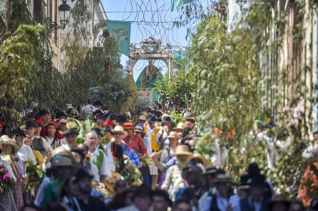 Procesión y romería de la fiesta de Las Marías