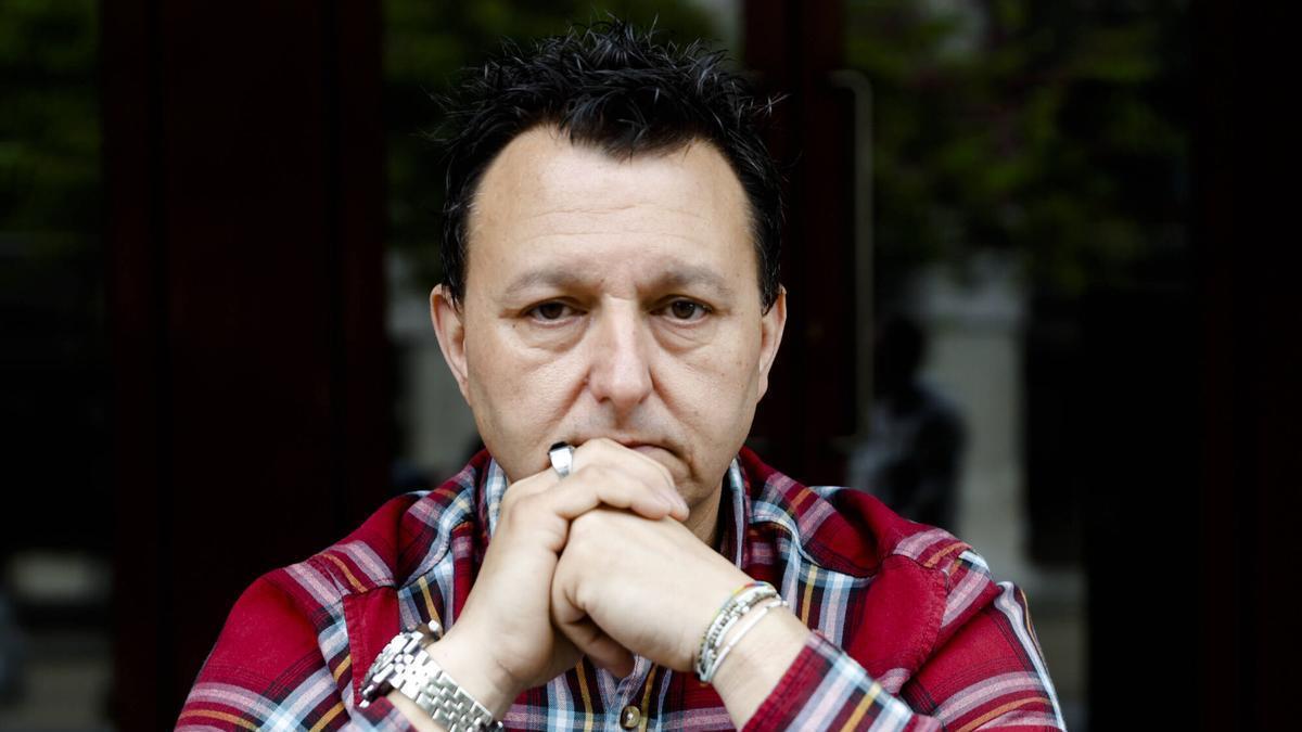 VÍDEO: Javier Tejedor, enfermo de fibromialgia: "No deescanso, me levanto sin fuerza y sin ánimo"