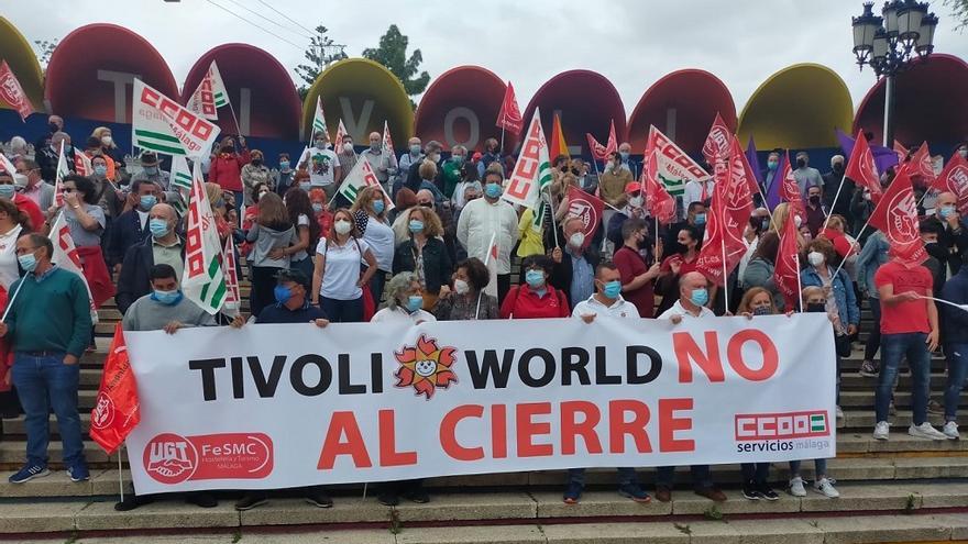 Imagen de la protesta organizada por CCOO contra el cierre de Tivoli