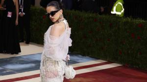 Kim Kardashian ficha a Rosalía para su nueva colección de ropa interior