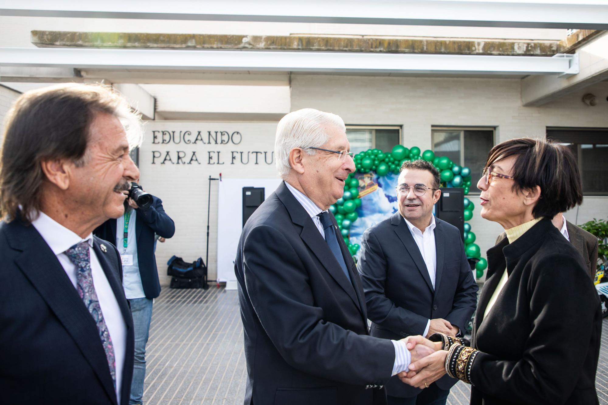 Visita de la Directora de la Guardia Civil al colegio de Hurchillo