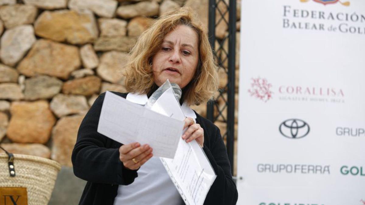 La coordinadora de eventos del Club Diario de Ibiza y presentadora del sorteo, Susana Asenjo