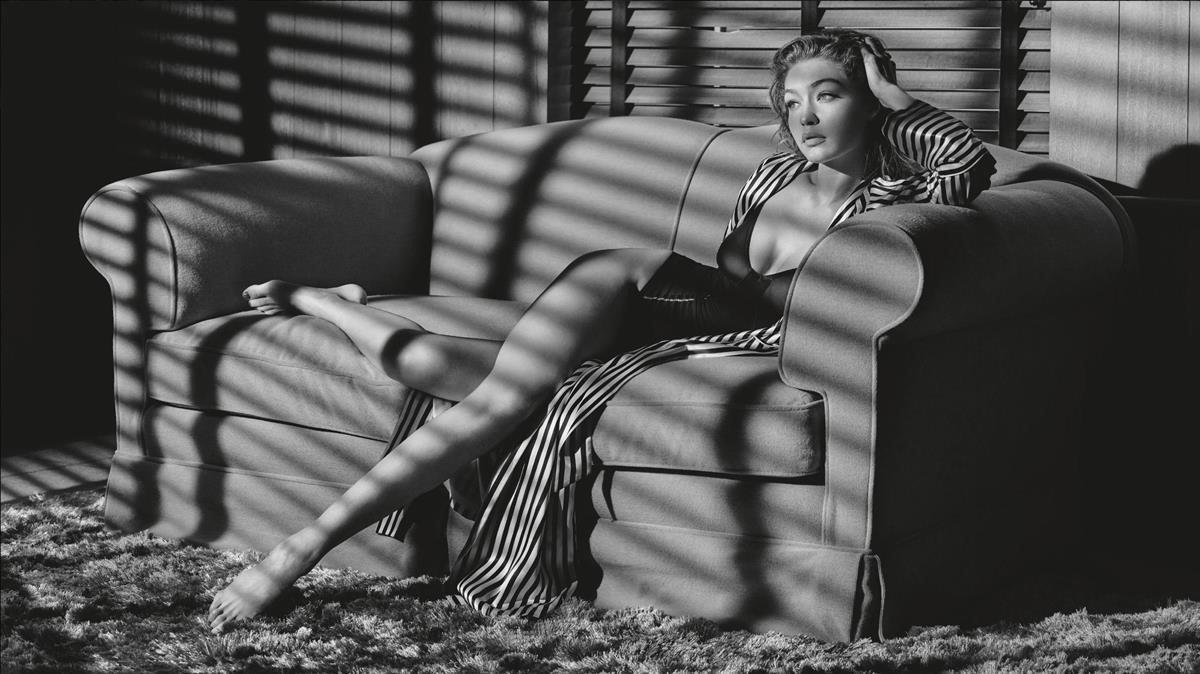 Los sueños y las aspiraciones de las mujeres de talento. Gigi Hadid posa para el calendario Pirelli 2019.