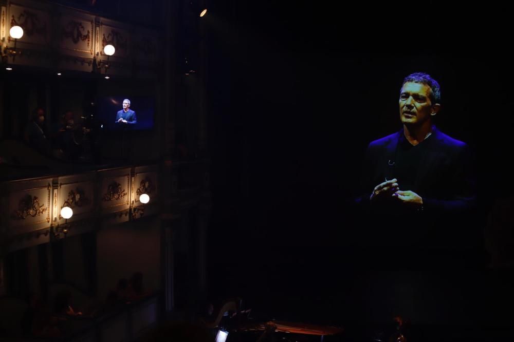 Gala de entrega de los Premios Max 2020 en el Teatro Cervantes