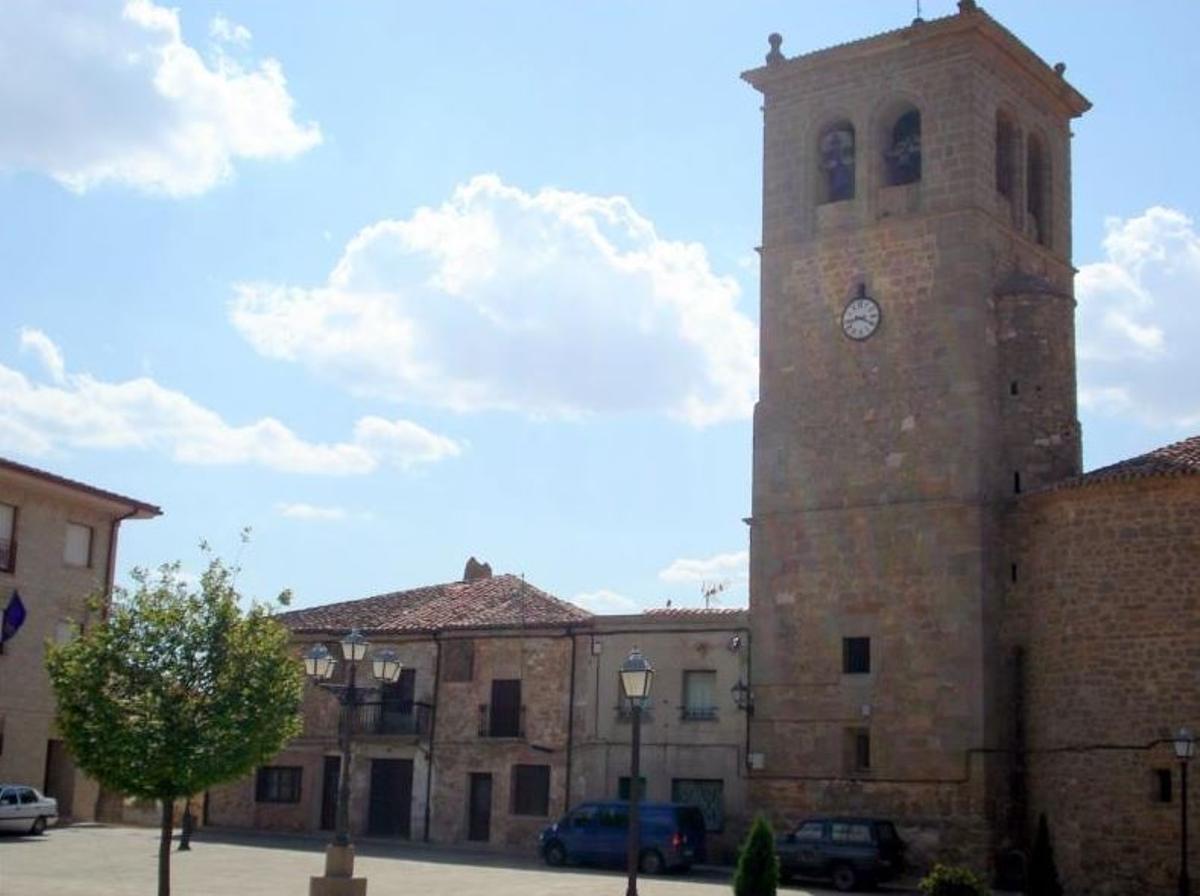 Iglesia de San Juan Bautista en Gómara, Soria, pueblo natal de Adalberto Martínez.