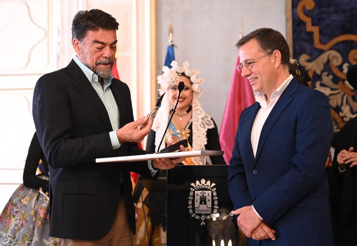 Albacete llega a Alicante con una jornada de folklore y gastronomía
