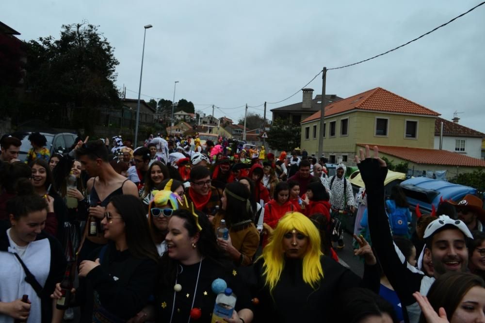 Aldán y Moaña celebran el final del Carnaval. // G. Núñez