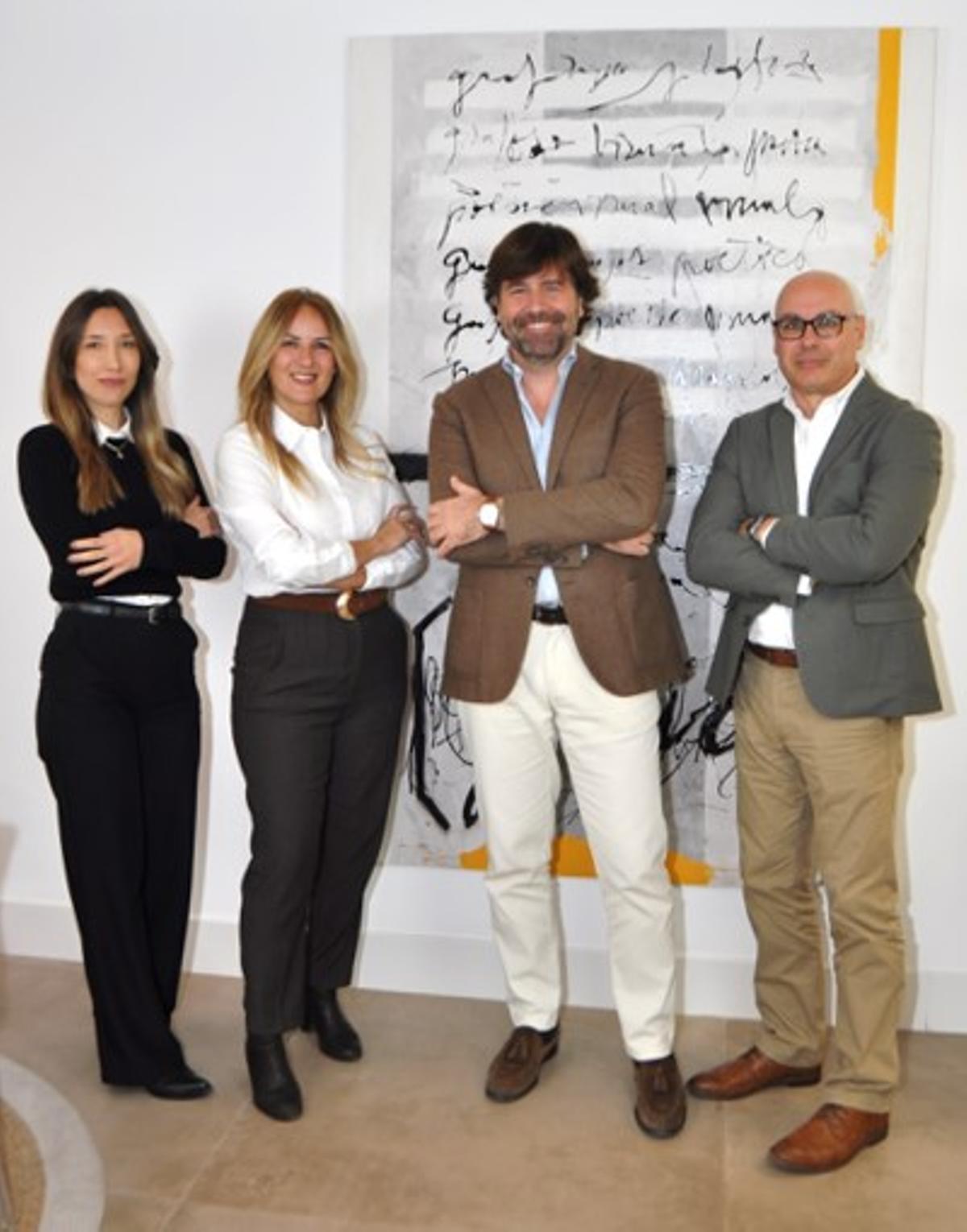 Adquirir, transmitir o destinar capital a una propiedad supone una decisión clave, y los expertos del sector ofrecen un asesoramiento cercano y riguroso en cada proceso.