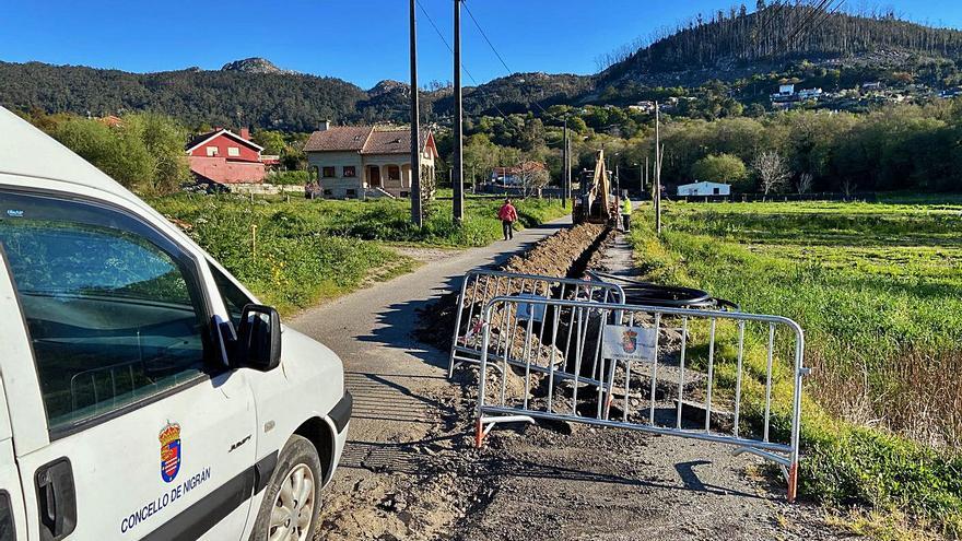 Nigrán aprovecha su remanente para llevar agua a decenas de casas en Camos