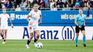 La centrocampista María Pérez durante un partido con el Sevilla