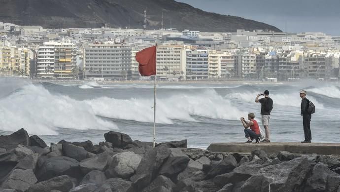 09/11/2018 LAS PALMAS DE GRAN CANARIA. Fuerte ...