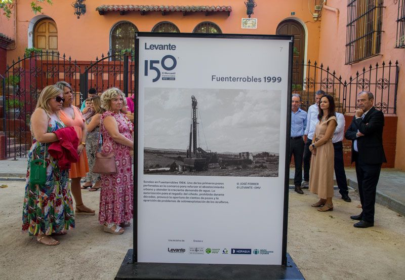 Inauguración de la exposición del 150 aniversario de Levante-EMV en Requena