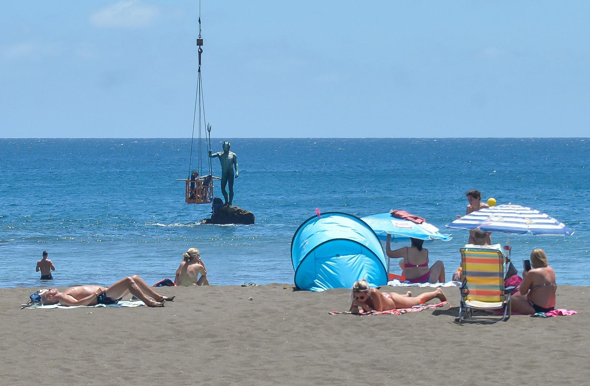 Arreglo de la escultura Neptuno